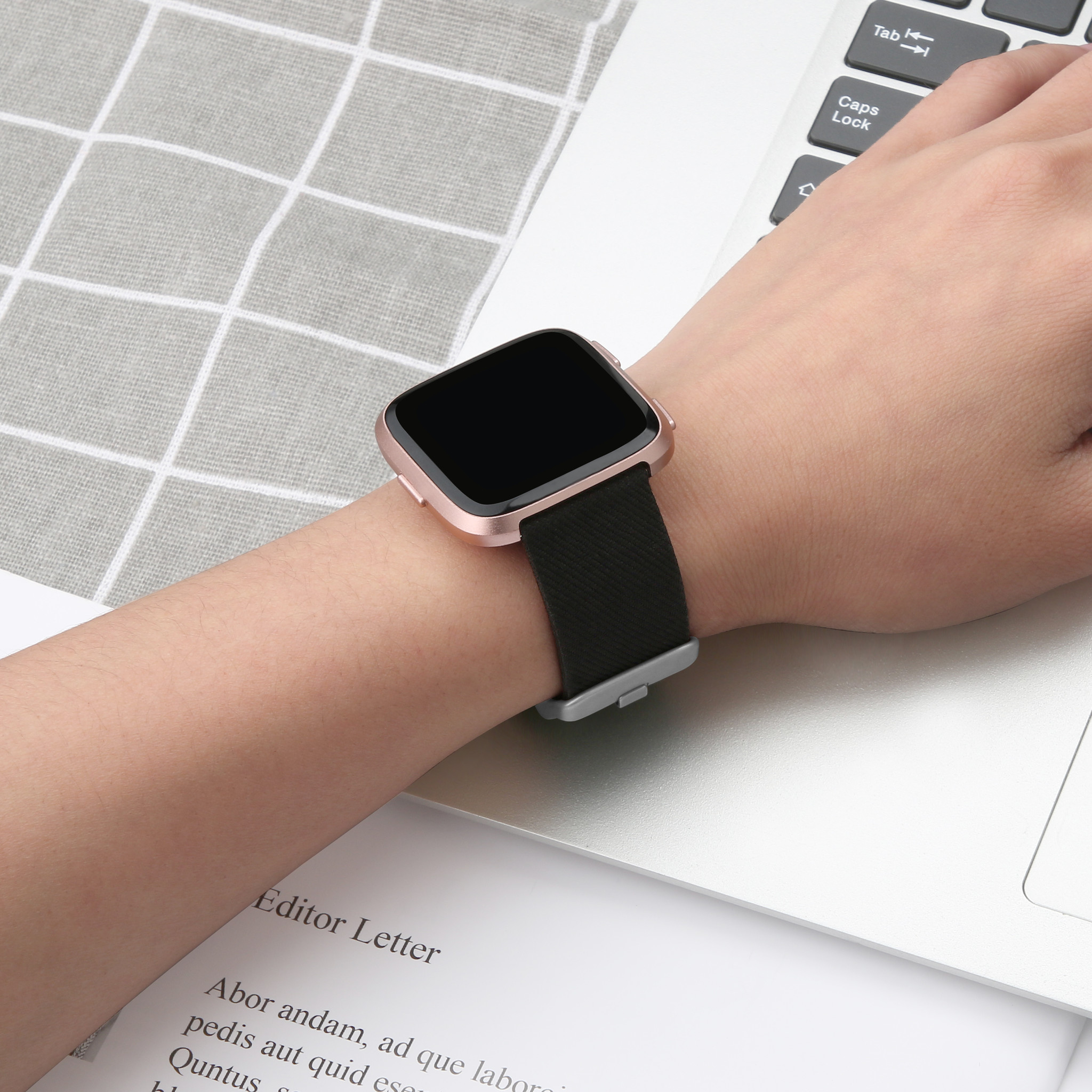 Fitbit Versa nylon gesp band - zwart