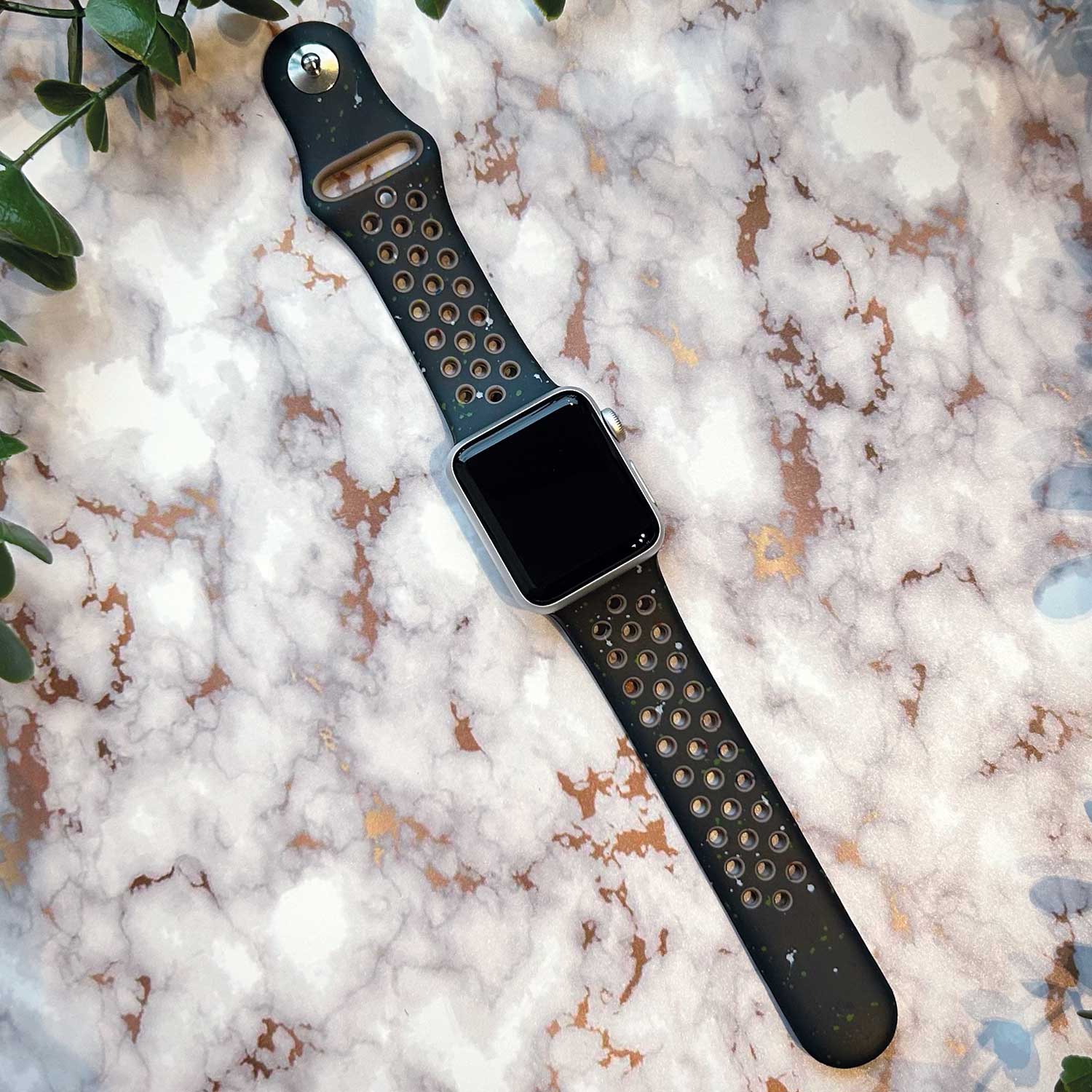 Apple-Watch-dubbel-sport-band-midnight-sky-7440850172176-123watches-sfeer2
