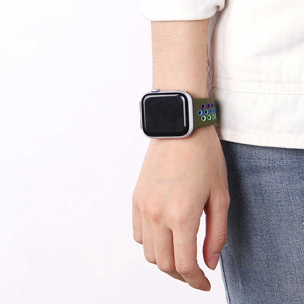 Apple-Watch-dubbel-sport-band-kleurrijk-groen-7440849417424-123watches-sfeer