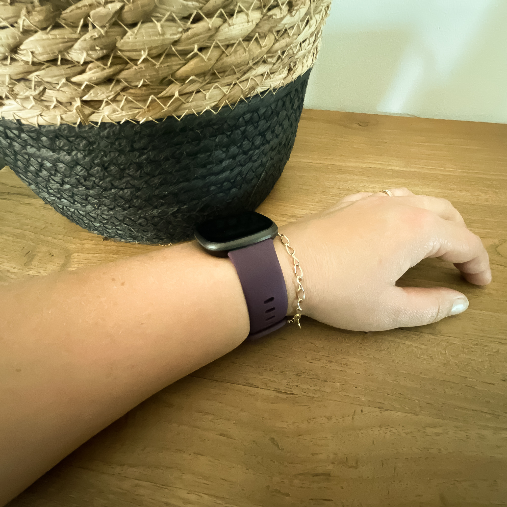 Fitbit Versa 3 / Sense sport band - donkerpaars