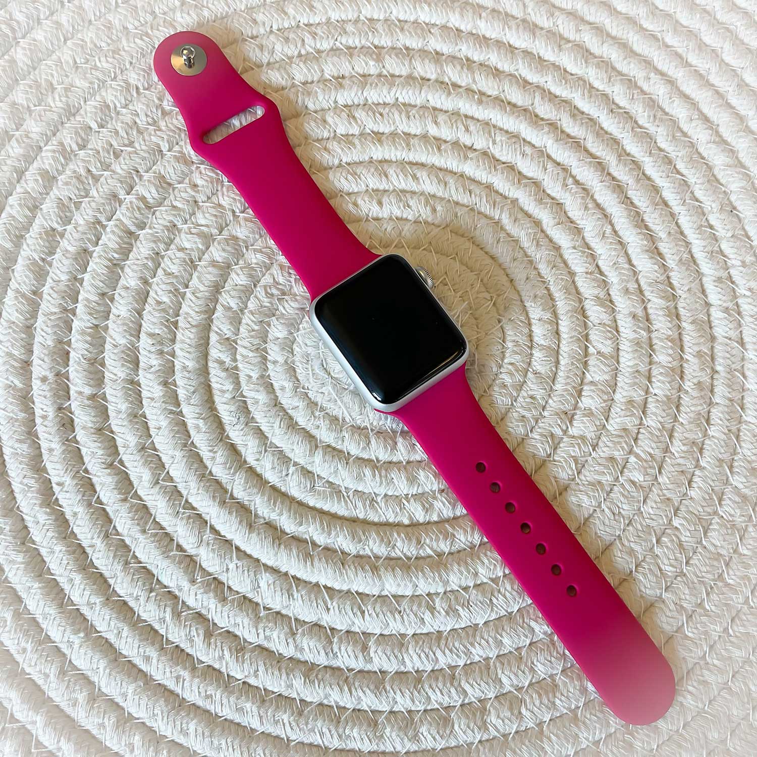 Apple-Watch-sport-band-rose-rood-7435110162189-123watches-sfeer