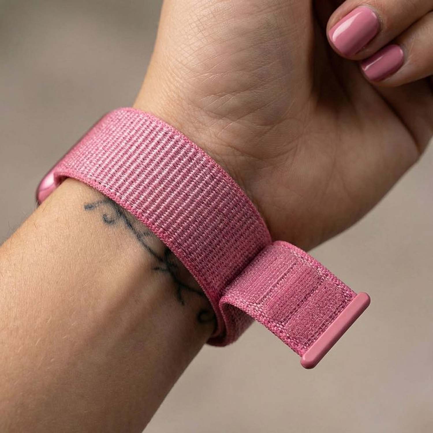 Apple-Watch-bandje-Flyne-geweven-nylon-drakenfruit-7440849366319-123watches-closeup-sluiting