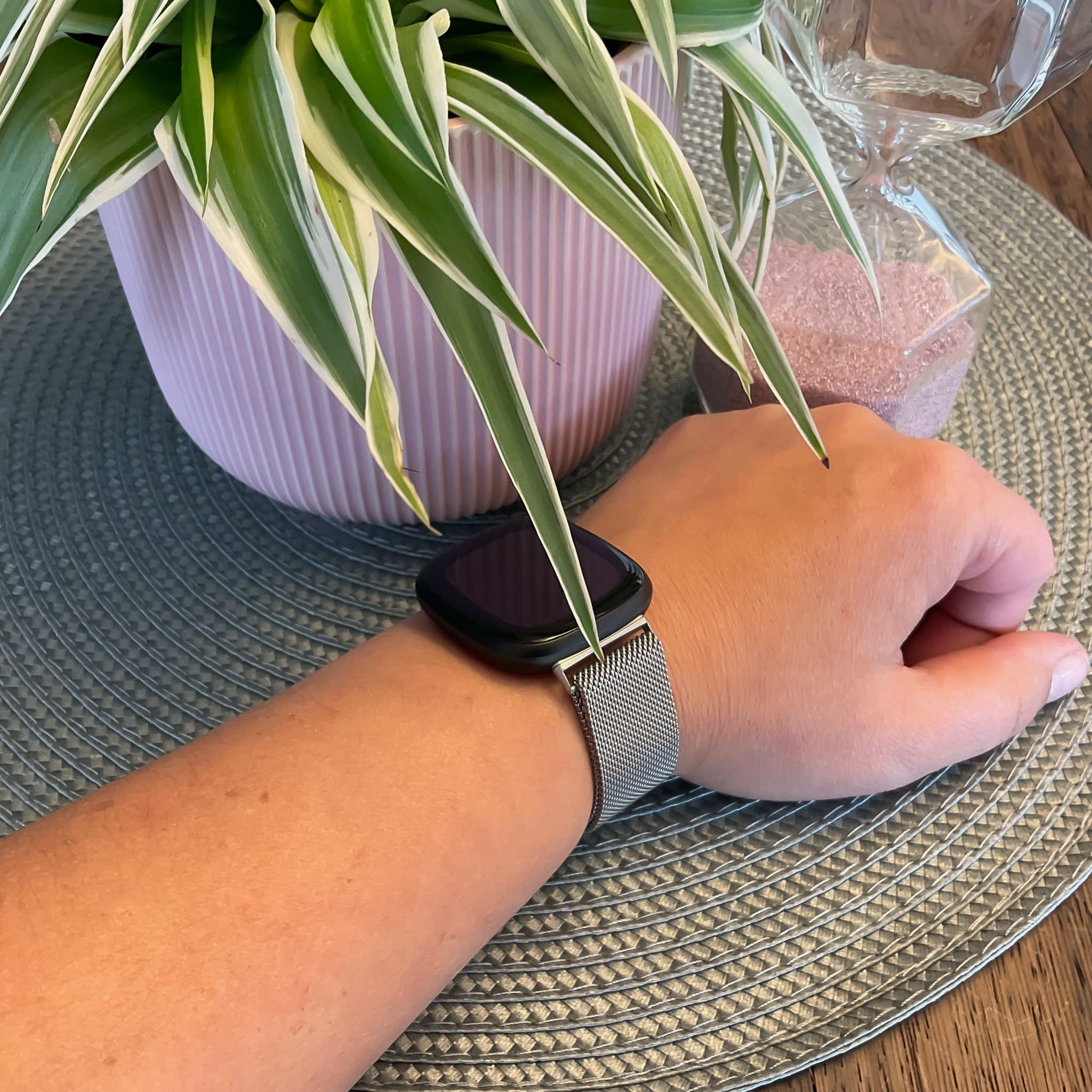 Fitbit Versa 3 / Sense milanese band - zilver