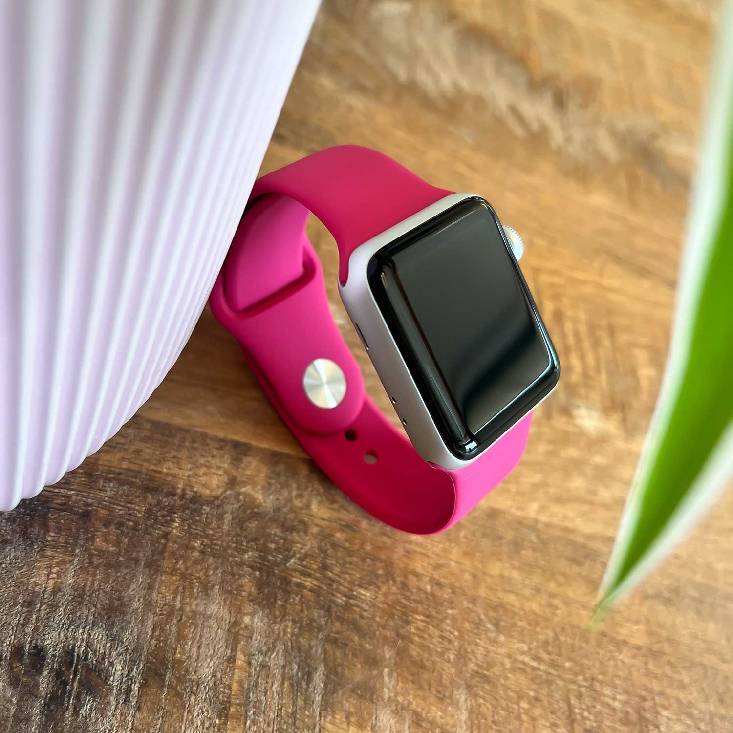 Apple-Watch-sport-band-granaatappel-7440849850856-123watches-sfeer
