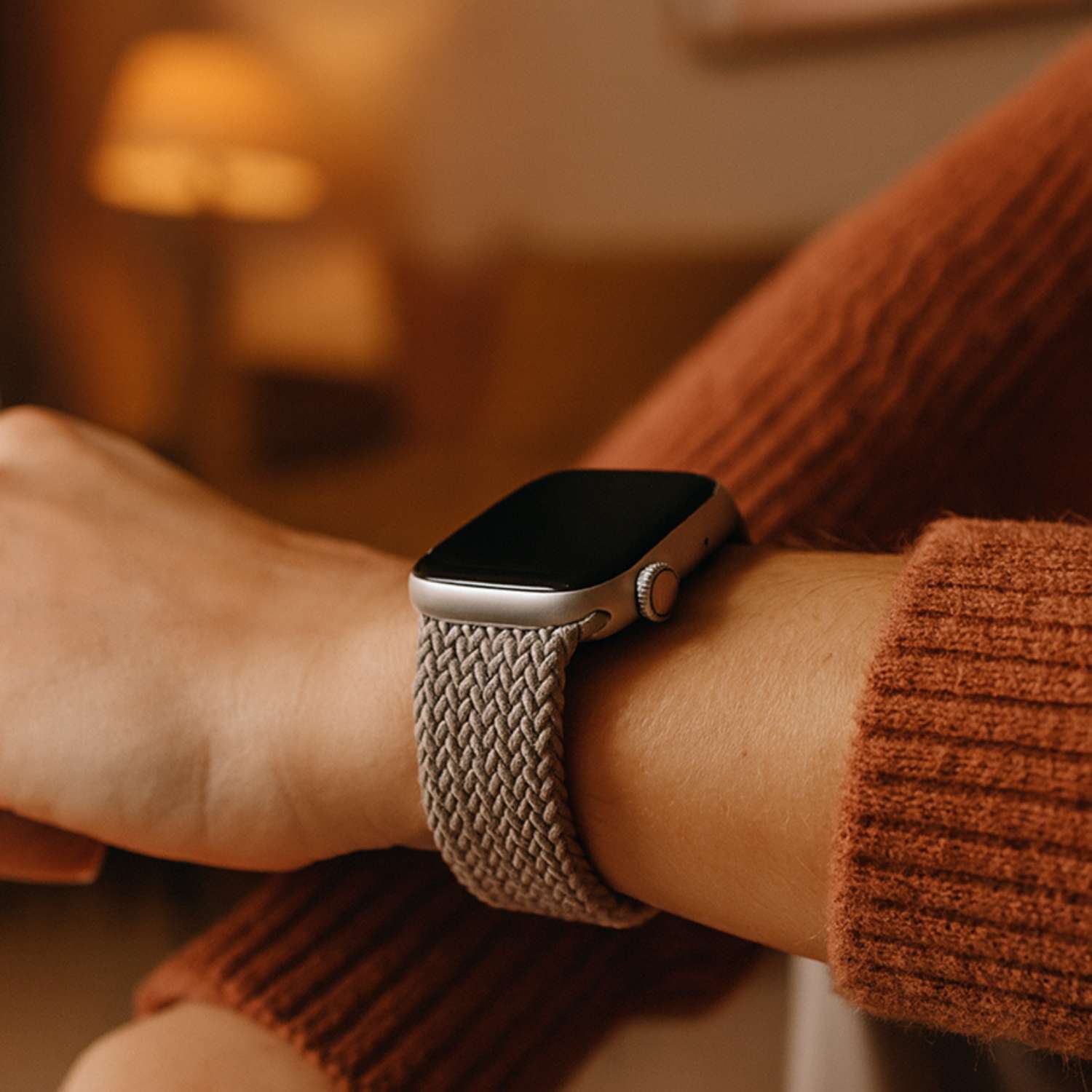 Apple-Watch-nylon-gevlochten-solo-band-klei-7440850178178-123watches-sfeer4