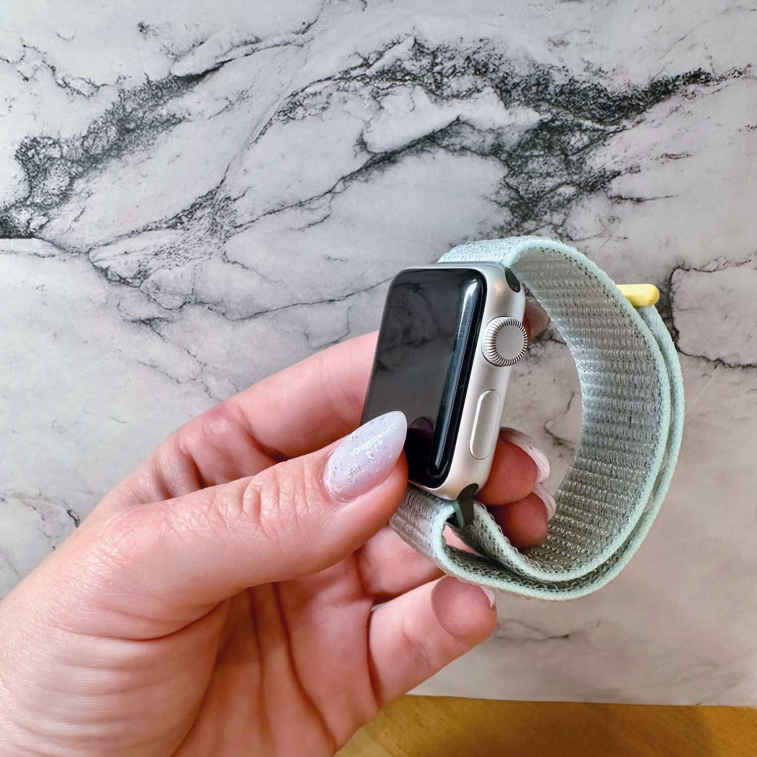 Apple-Watch-nylon-geweven-sport-band-zacht-mintgroen-7440850184155-123watches-sfeer