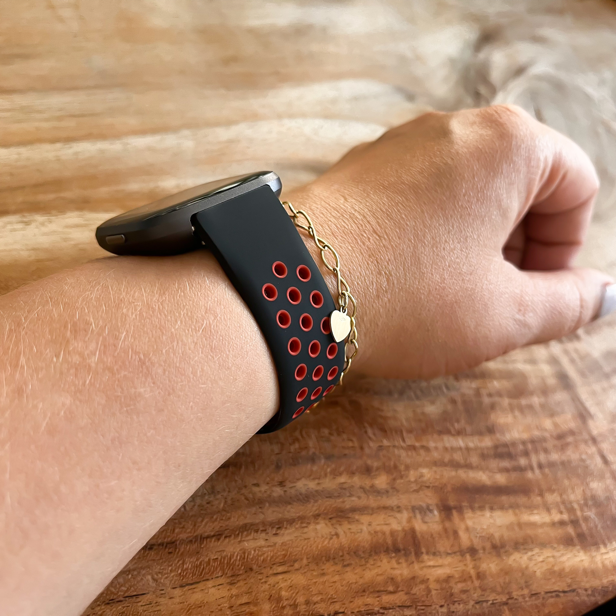 Fitbit Versa dubbel sport band - zwart rood