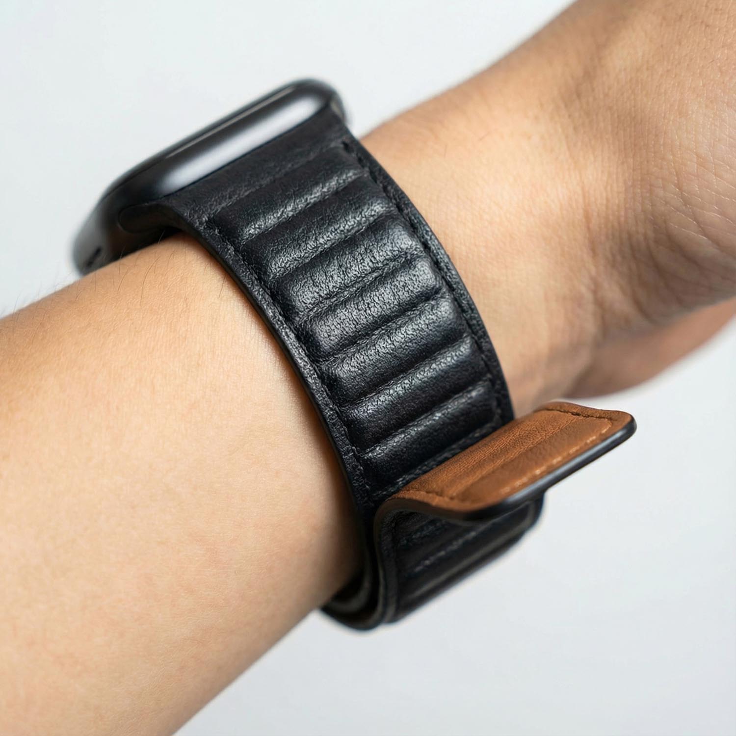 Apple-watch-leren-solo-band-zwart-7440849871851-123watches-sluiting