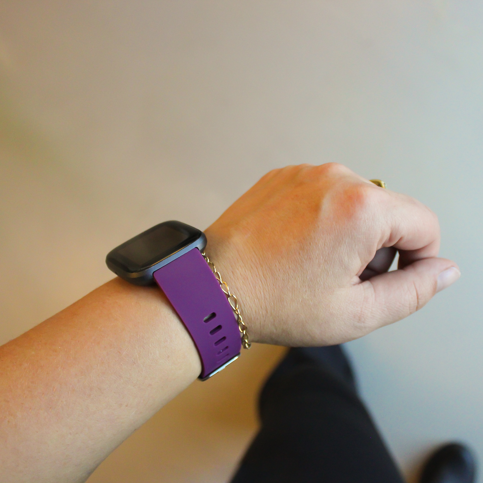 Fitbit Versa sport band - donkerpaars
