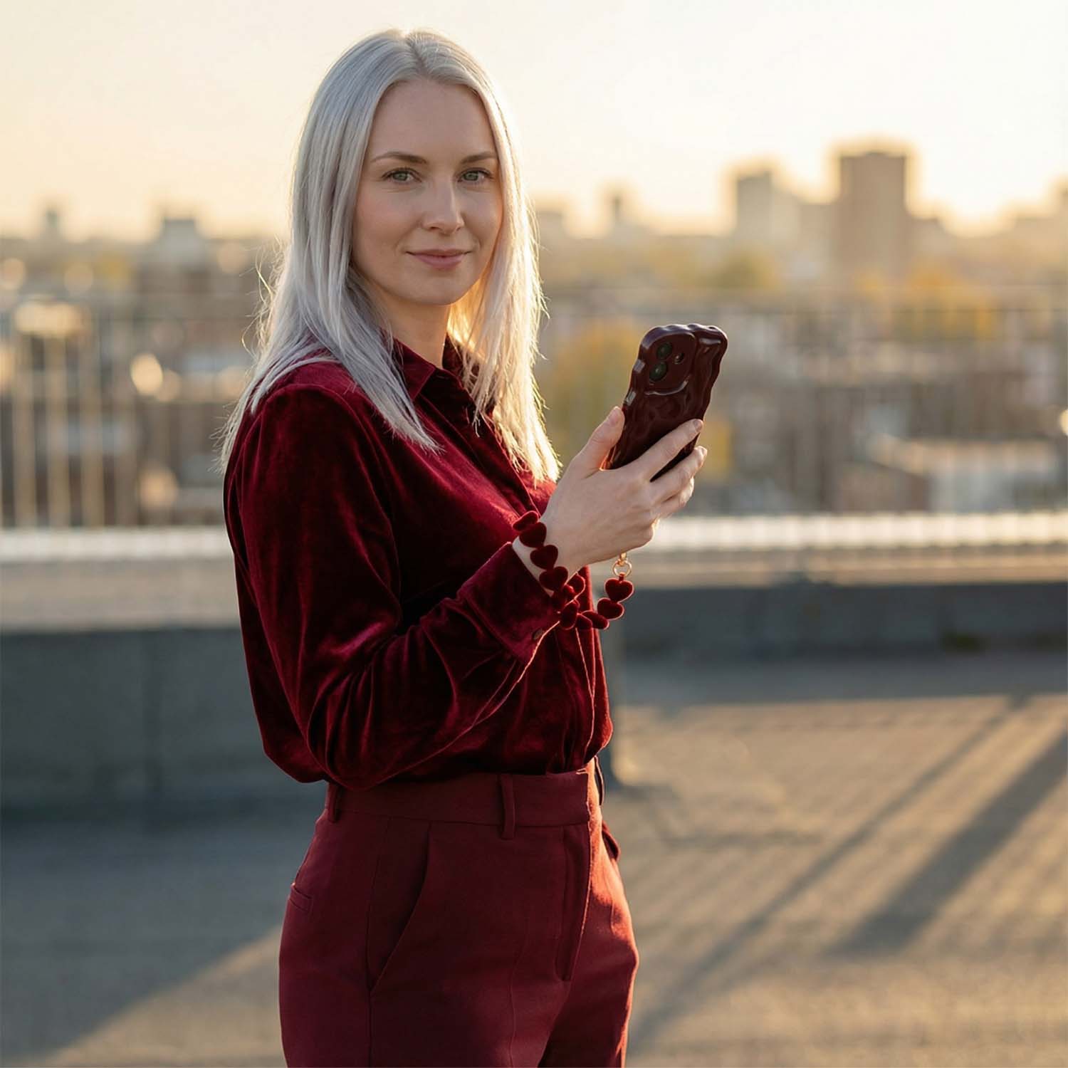 iPhone-telefoonhoesje-Sparkle-bordeauxrood-7440850381349-123watches-model2