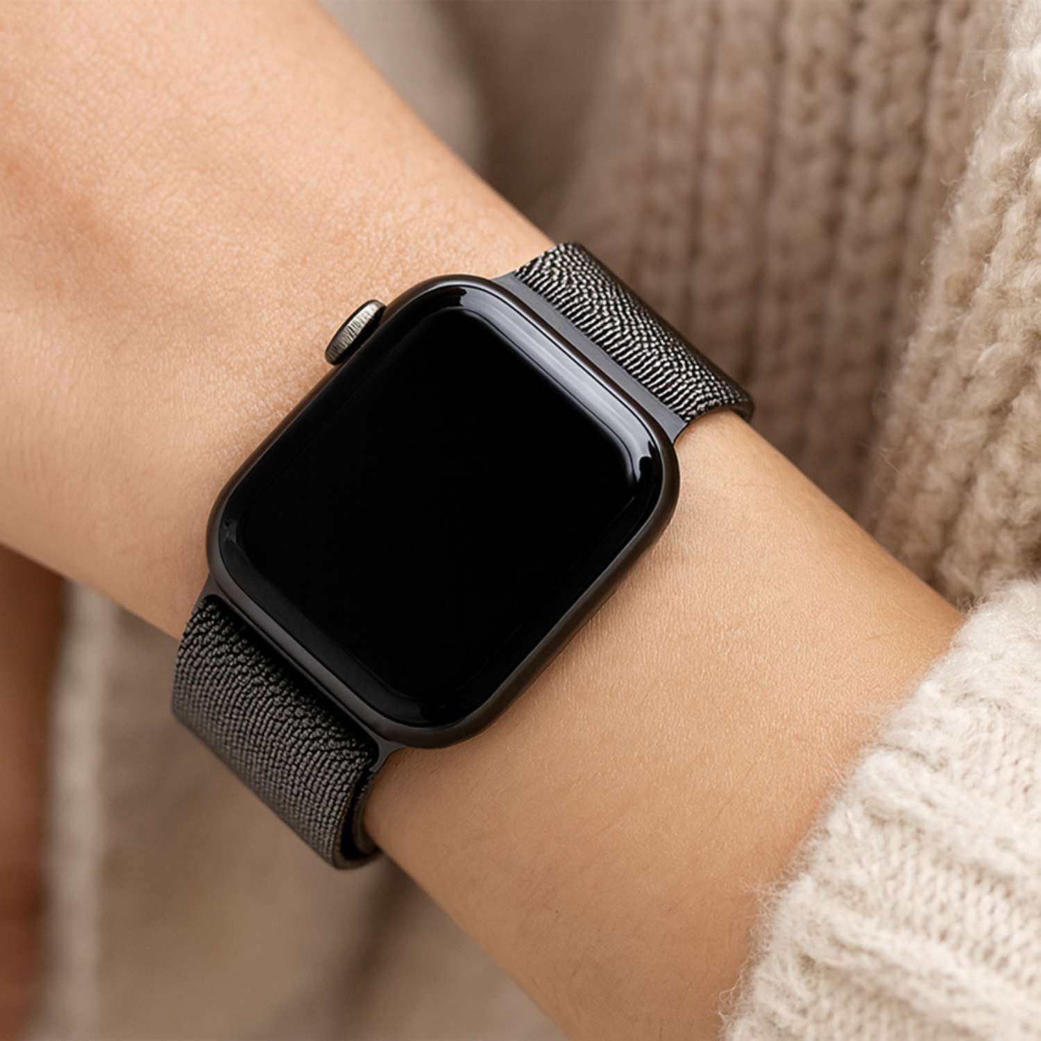 Apple-watch-milanese-band-space-gray-7440849274287-123watches-sfeer3