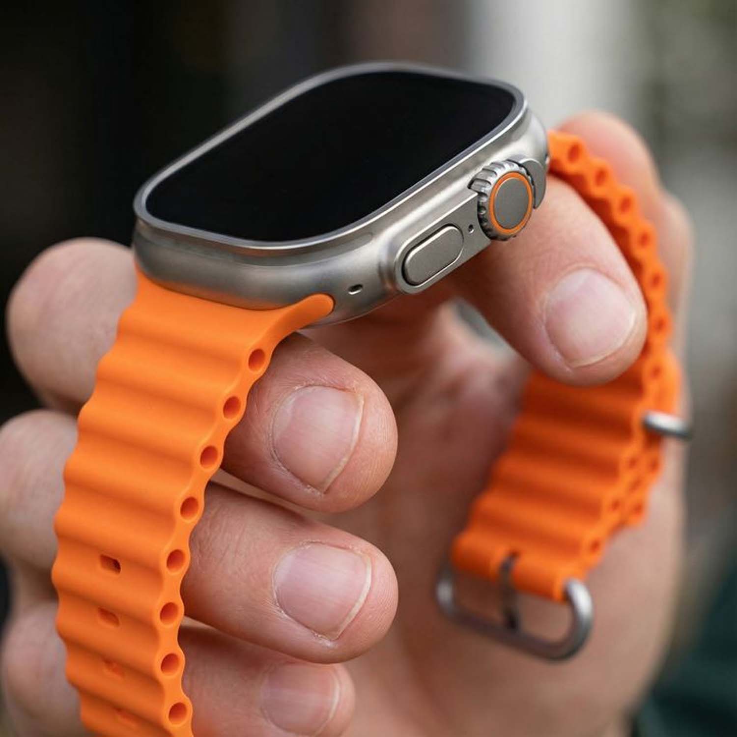 Apple-Watch-bandje-Ocean-siliconen-Oranje-7440850085032-123watches-closeup