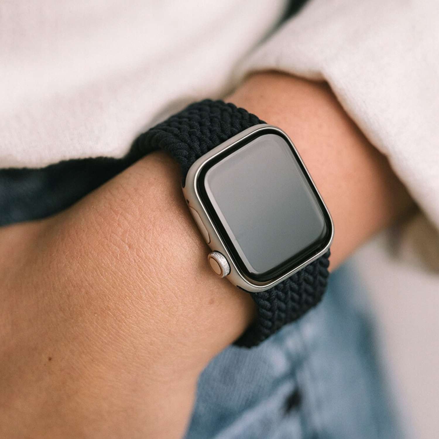 Apple-Watch-nylon-gevlochten-solo-band-zwart-7440849895888-sfeer-2