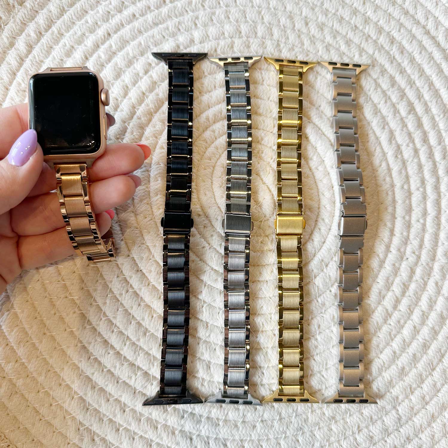 Apple-Watch-dunne-schakel-band-Noor-sterrenlicht-7440850199166-123watches-sfeer