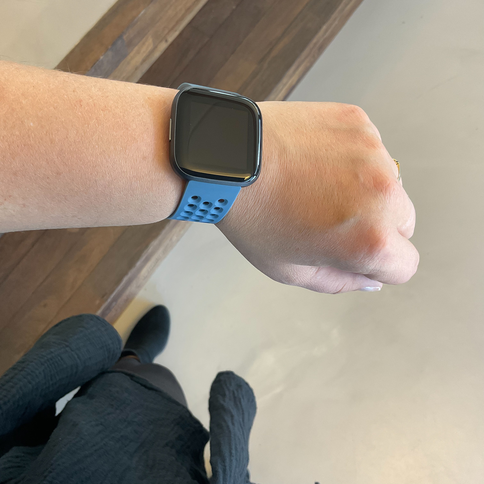 Fitbit Versa sport point band - leisteen