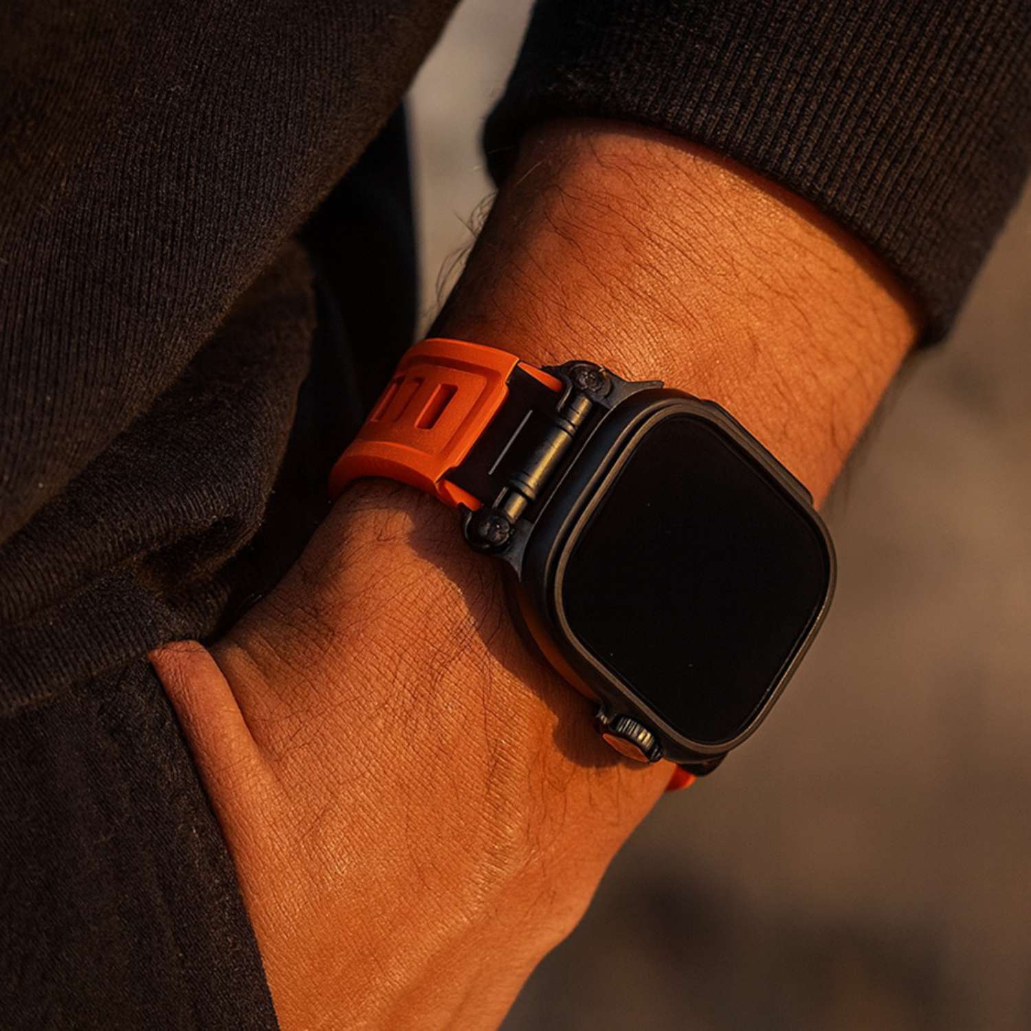 Apple-Watch-robuuste-silicone-Robust-band-Oranje-Zwart-7440850317355-123watches1