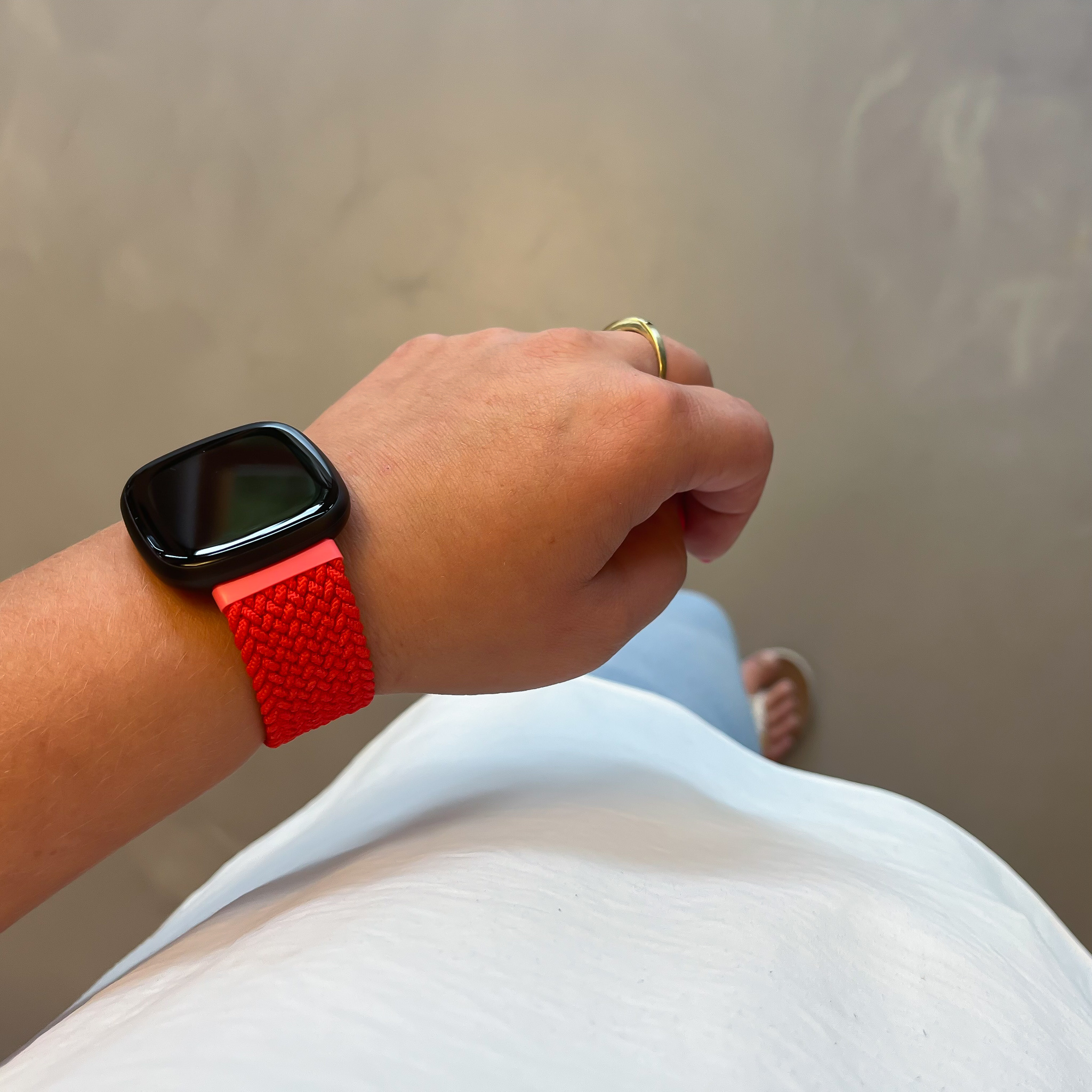 Fitbit Versa 3 / Sense nylon gevlochten solo band - rood
