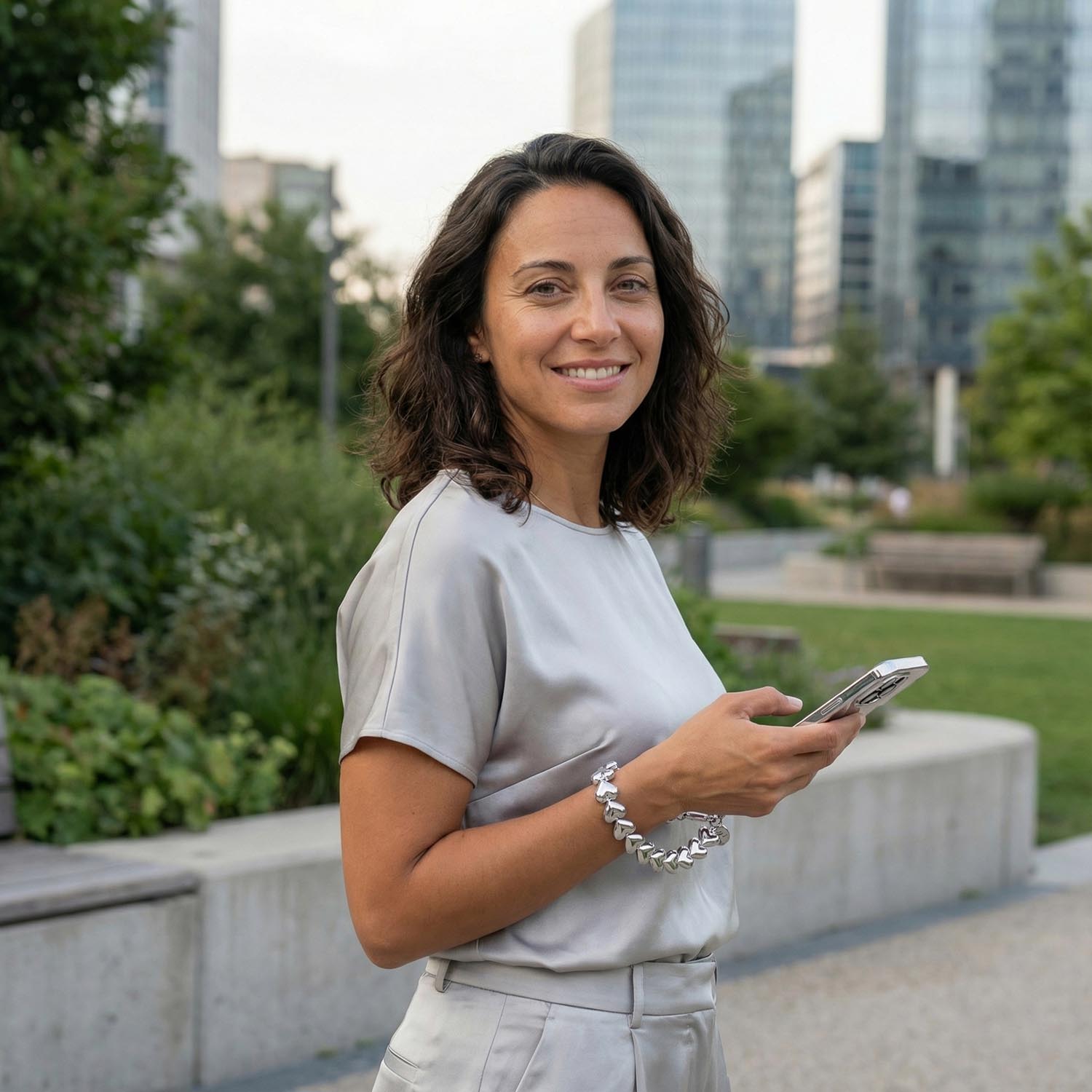 Telefoonkoord-Heart-zilver-zilver-7440850414474-123watches-bescherming